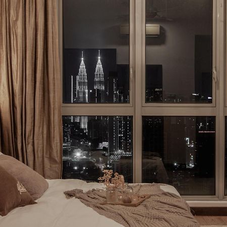 Suites & Residences @ Regalia By Plc Kuala Lumpur Buitenkant foto