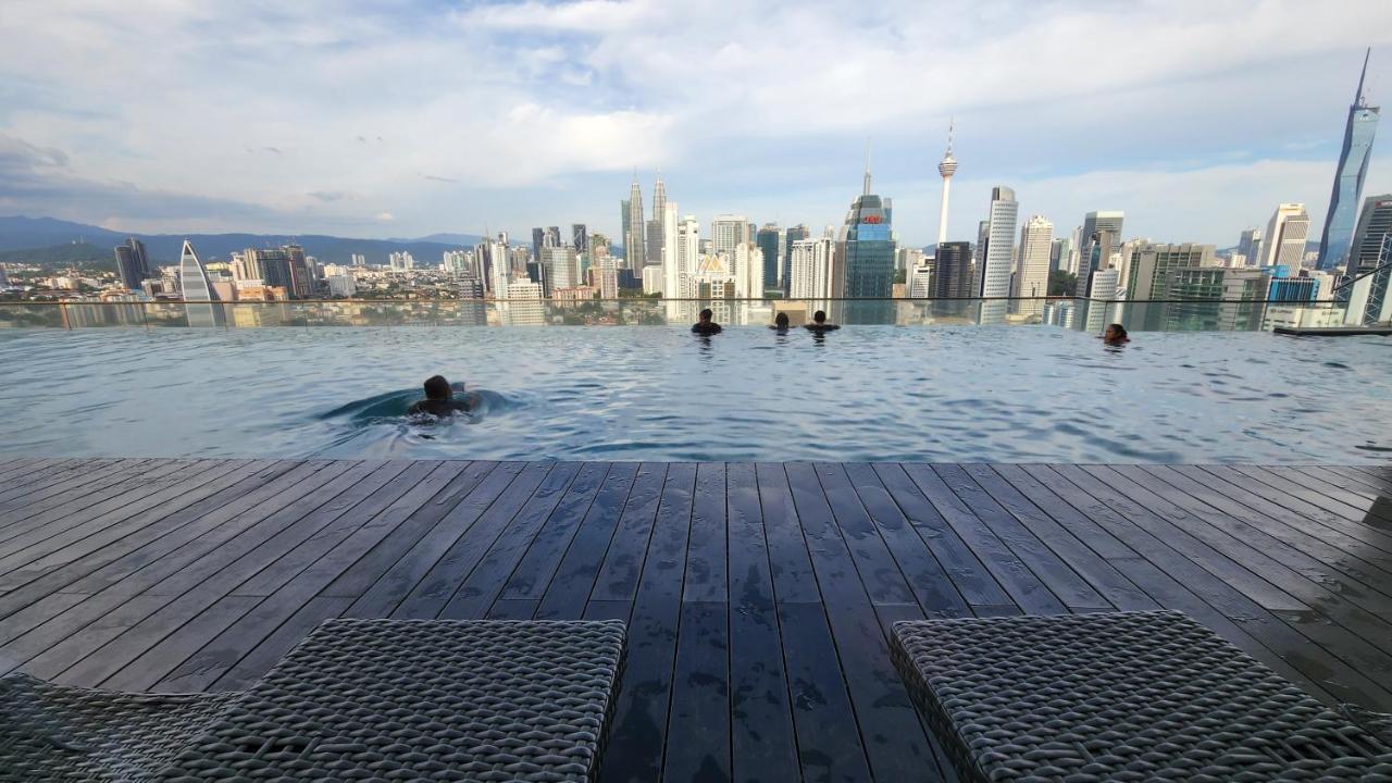 Suites & Residences @ Regalia By Plc Kuala Lumpur Buitenkant foto