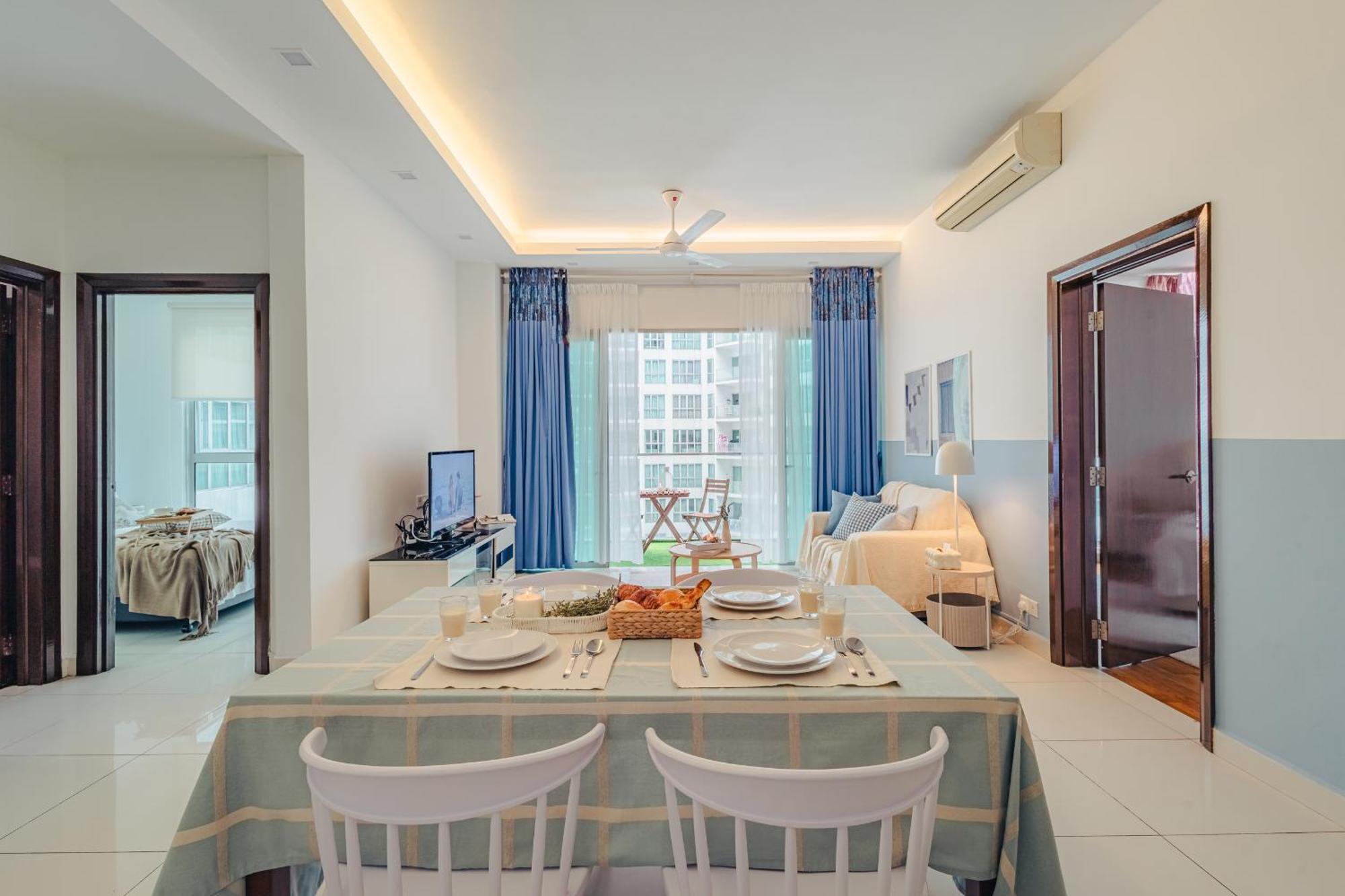 Suites & Residences @ Regalia By Plc Kuala Lumpur Buitenkant foto