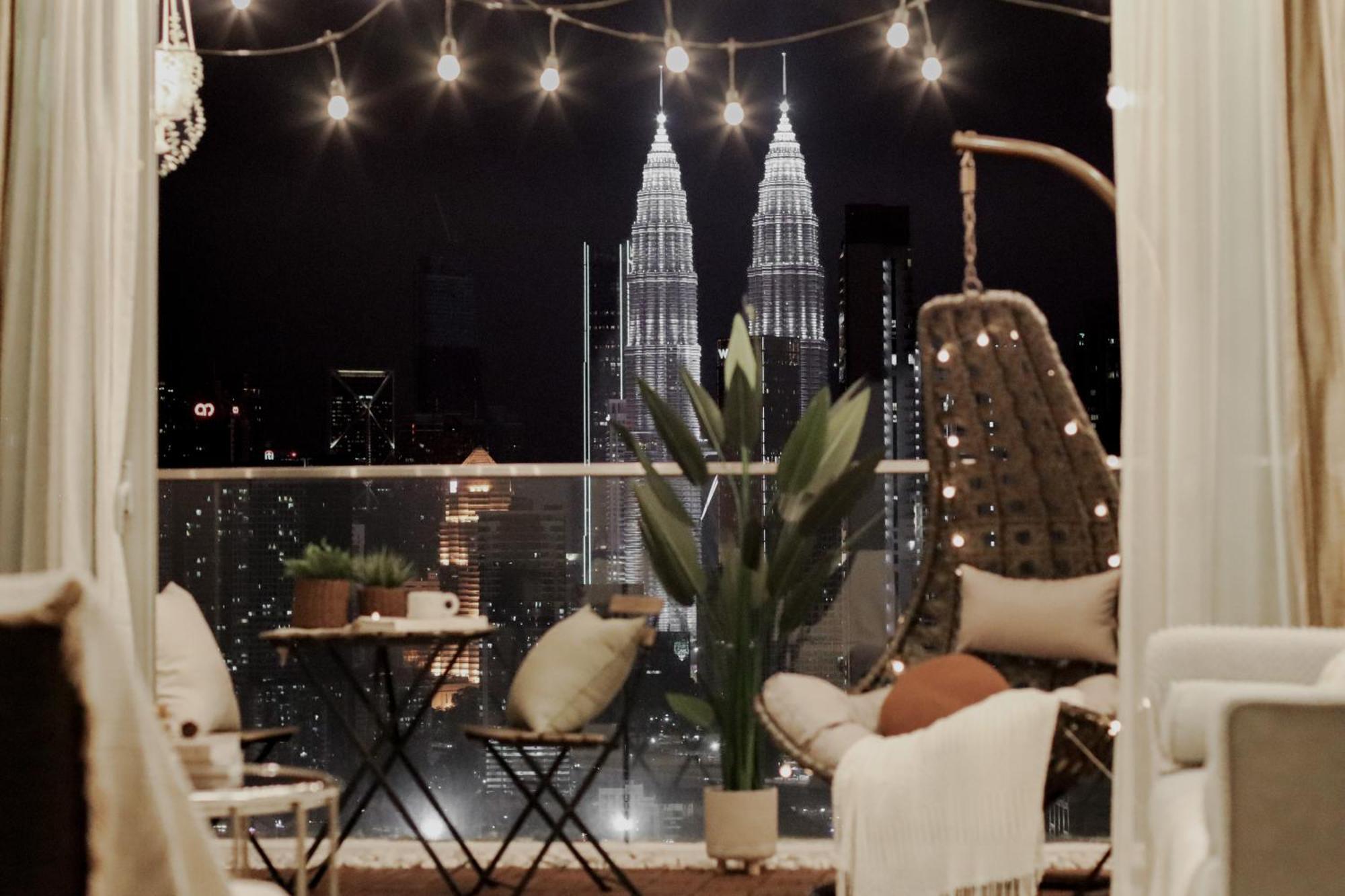 Suites & Residences @ Regalia By Plc Kuala Lumpur Buitenkant foto