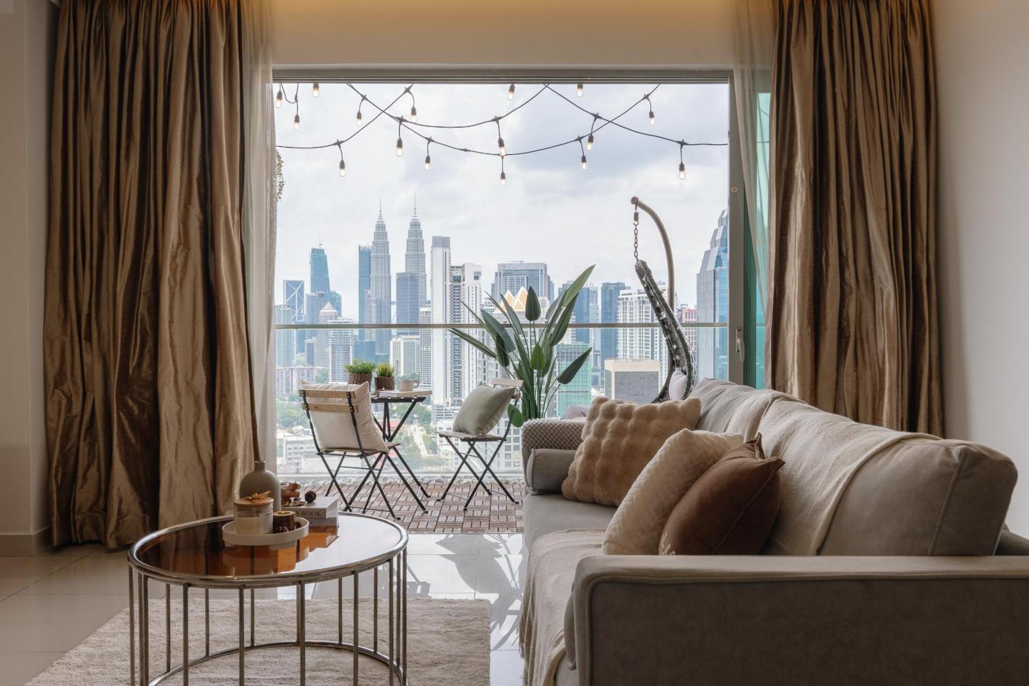 Suites & Residences @ Regalia By Plc Kuala Lumpur Buitenkant foto