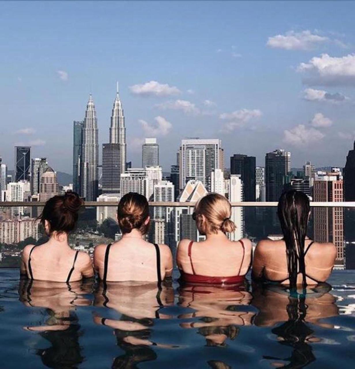 Suites & Residences @ Regalia By Plc Kuala Lumpur Buitenkant foto
