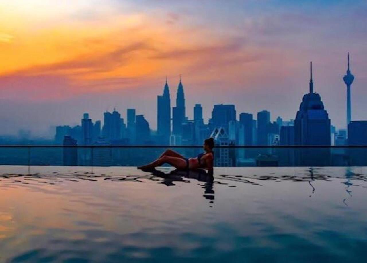 Suites & Residences @ Regalia By Plc Kuala Lumpur Buitenkant foto