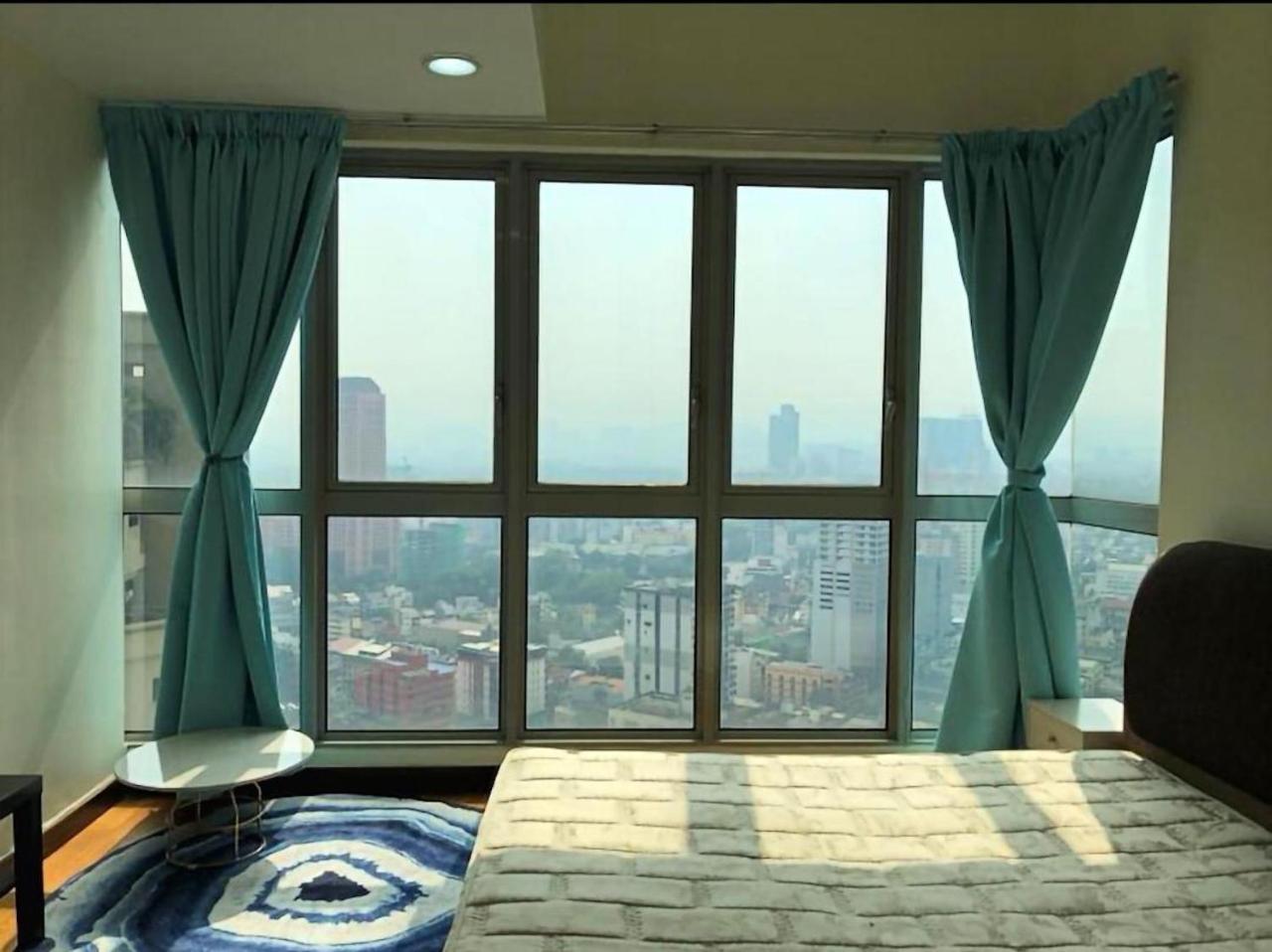 Suites & Residences @ Regalia By Plc Kuala Lumpur Buitenkant foto